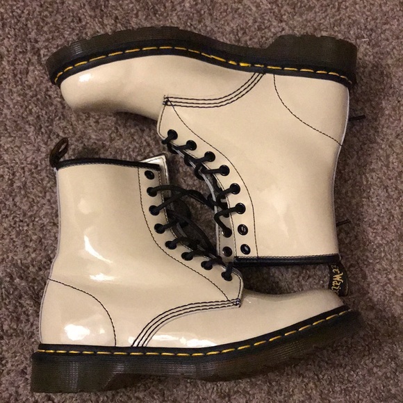 Dr. Martens Shoes - White Dr. Martins